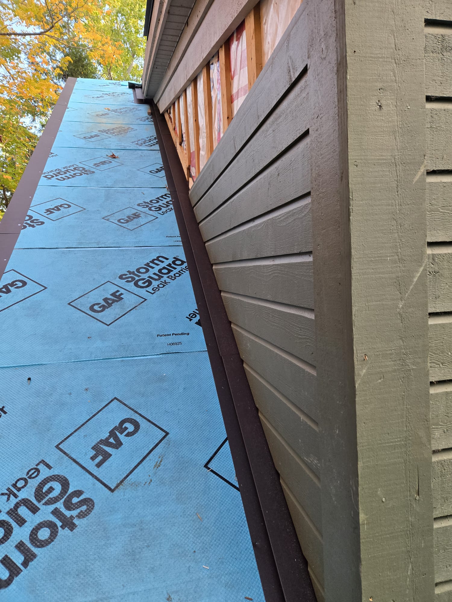 Cedar Siding + Standing Seam — Cape Cod Cedar & Standing Seam in Ontario