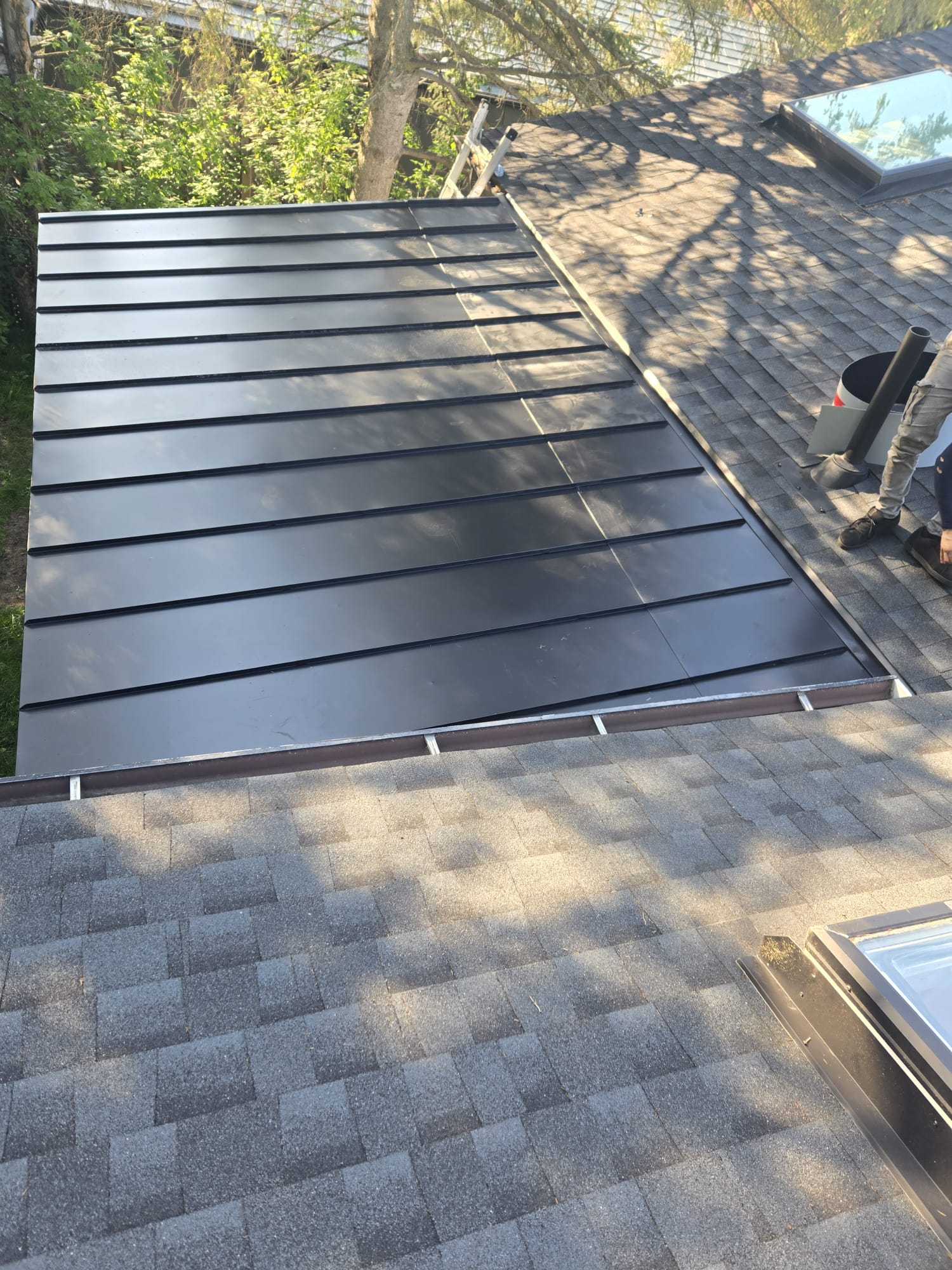 Standing Seam + Shingles — Port Credit Standing Seam & Shingles in Port Credit, Mississauga, ON
